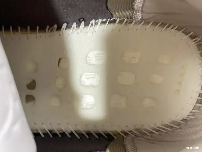 Mist Adidas V2 Mono Yeezy 350 GW2871 Boost 0529